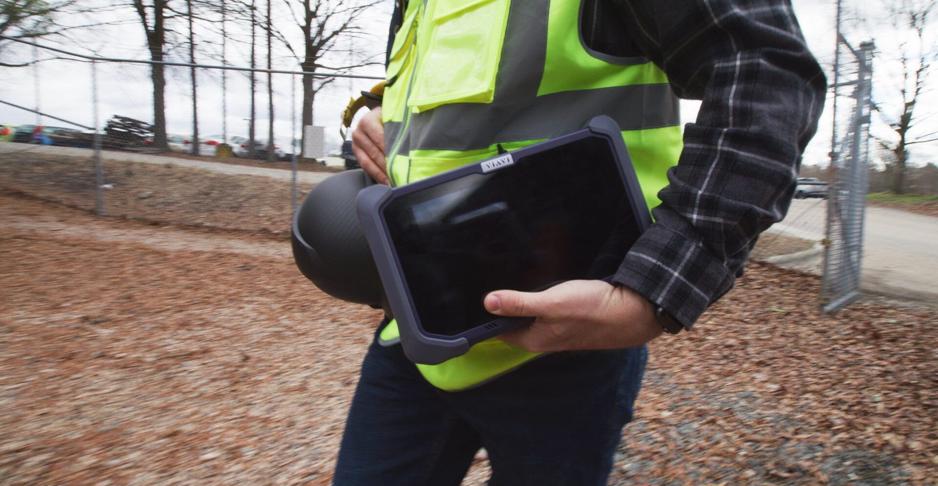 Read more about the article Long Haul OTDR Testing: Pulse Width, Trace Quality & Performance